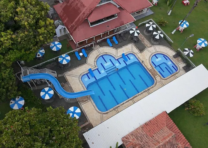 Finca Hotel Pinares