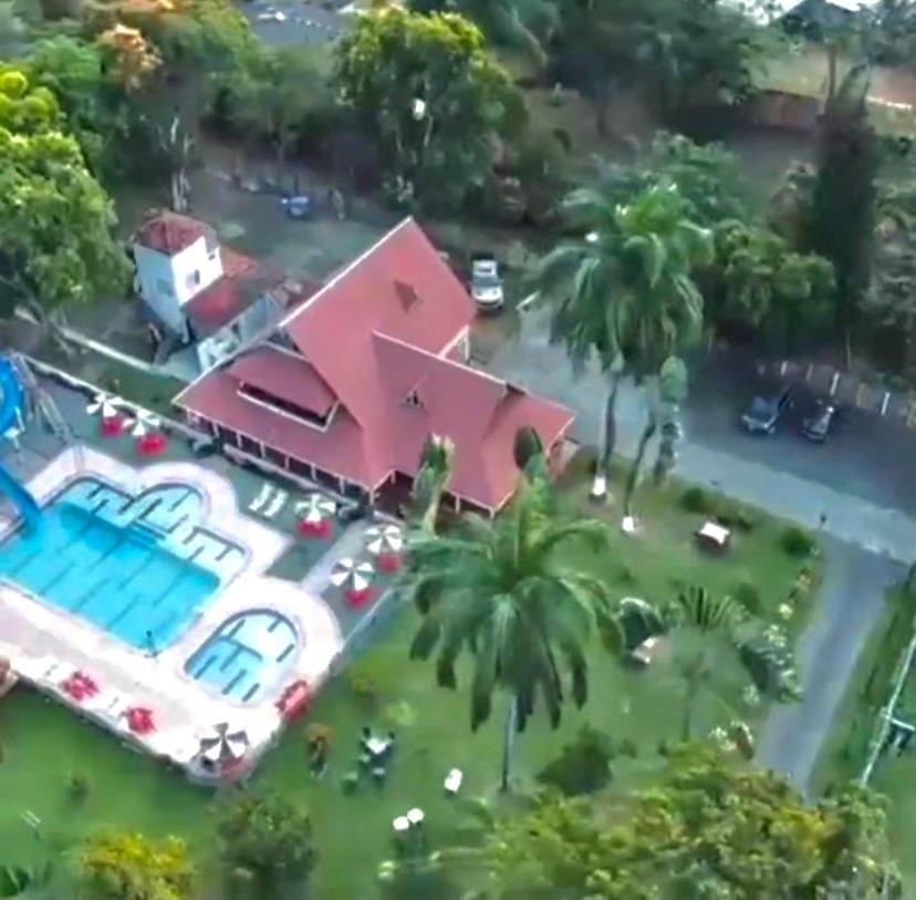 Pinares Hotel